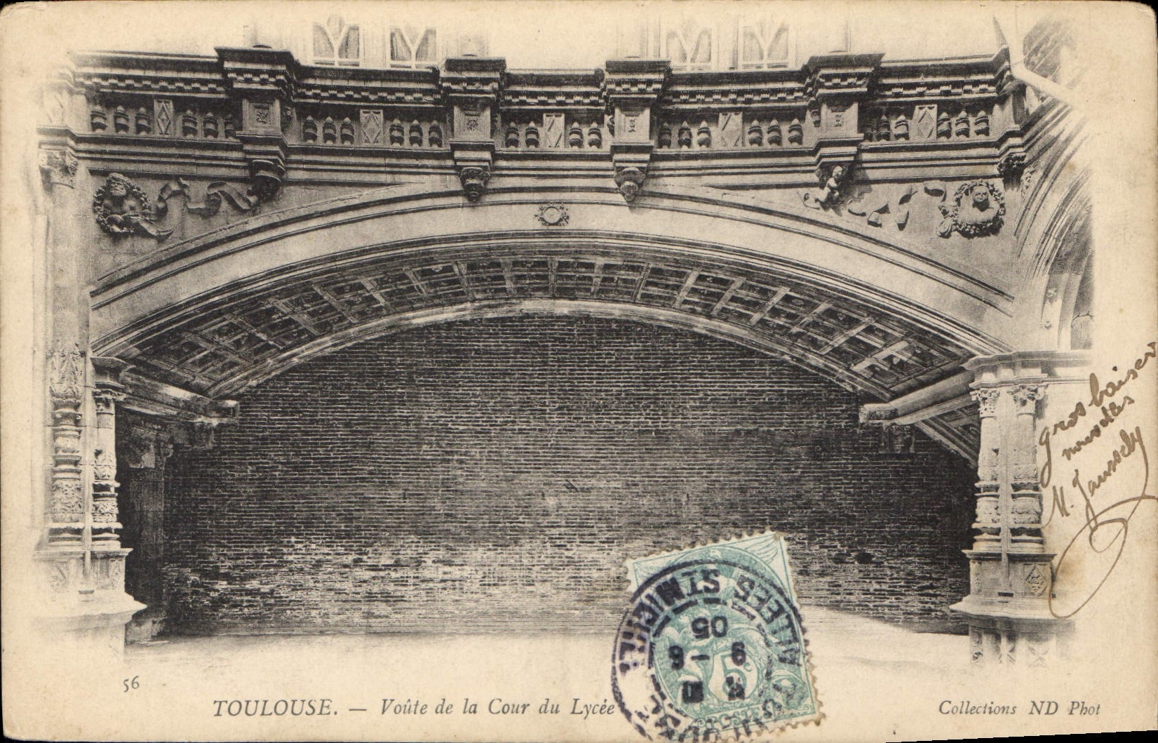 Toulouse — Voûte de la Cour du Lycée — Collections ND Phot n°56