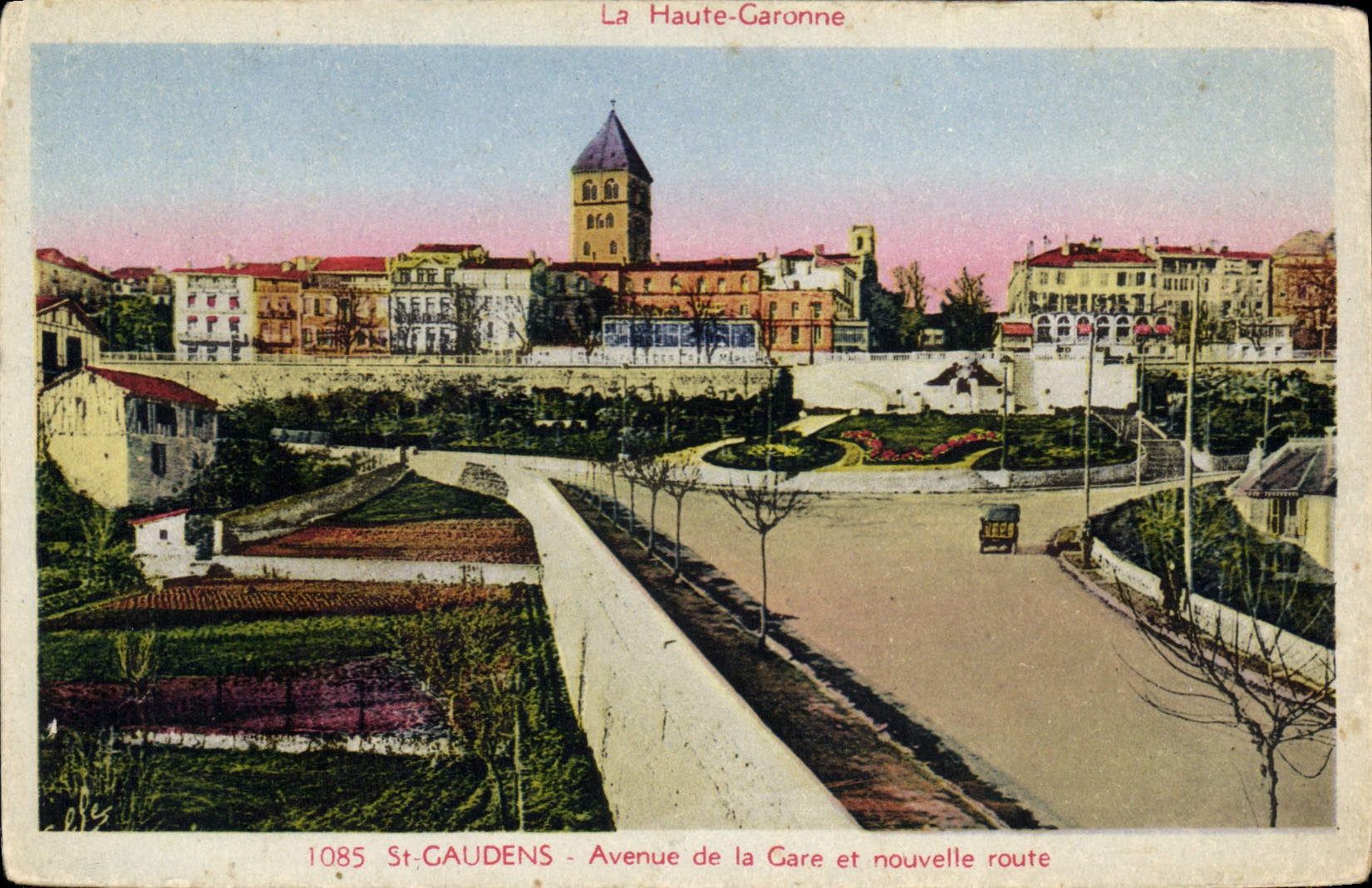 St-GAUDENS - Avenue de la Gare et nouvelle route — La Haute-Garonne — Éditions Labouche frères