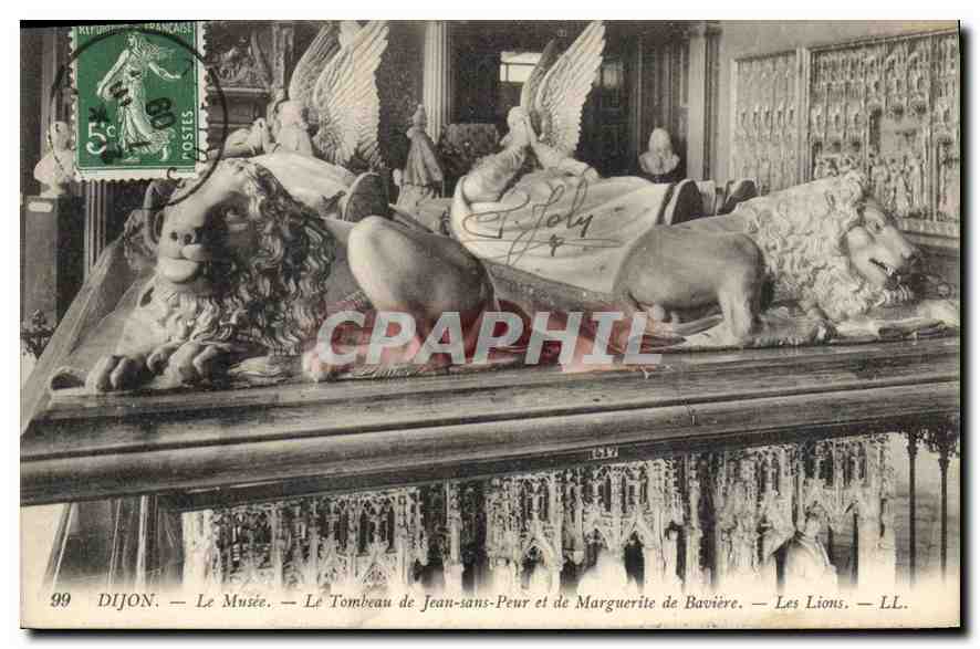 CPA Dijon le Musee le Tombeau de jean Sans peur et marguerite de Baviere les Lions 