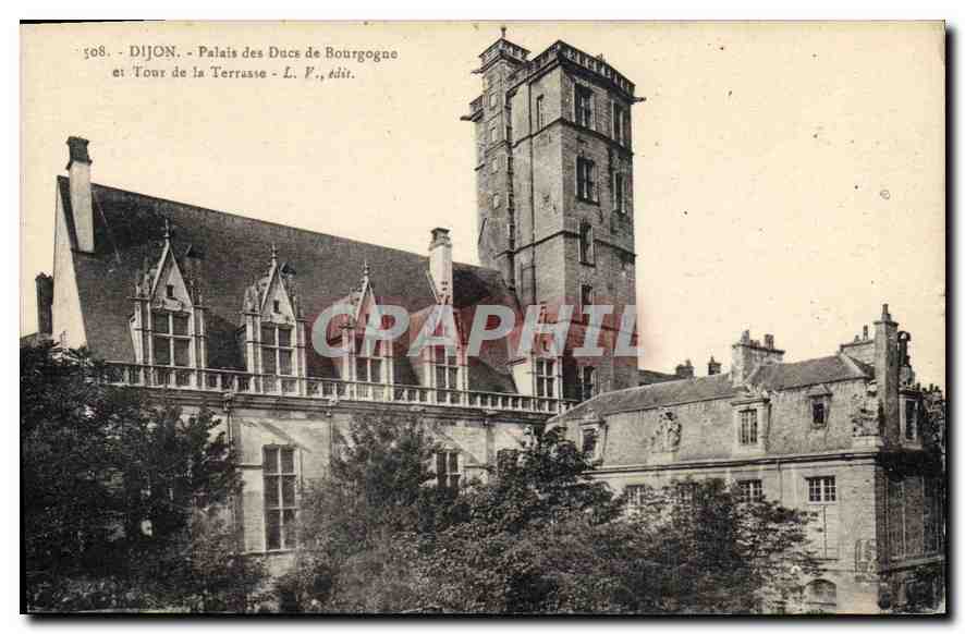 CPA Dijon palais des Ducs de Bourgogne et tour de la Terrasse 