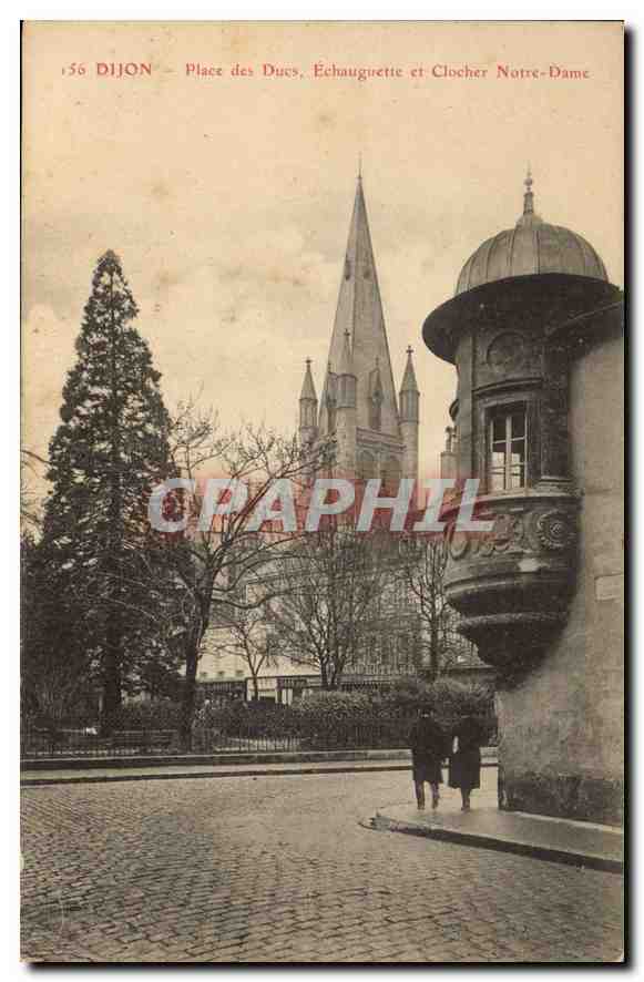 CPA Dijon Place des Ducs Echauguette et Clocher Notre Dame 