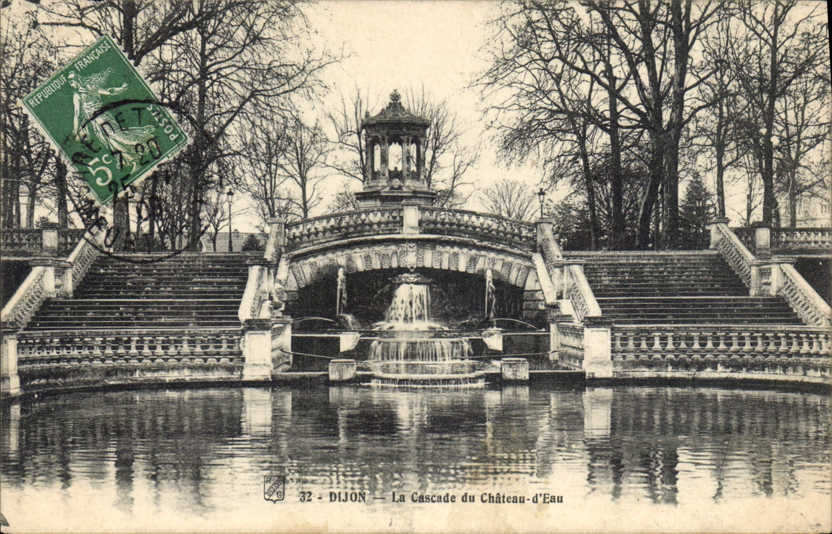 CPA Dijon La Cascade du Chateau d'Eau 