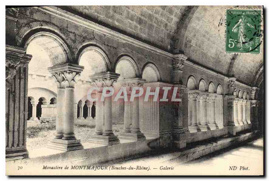 CPA Monastere de Montmajour Bouches du Rhone Galerie 