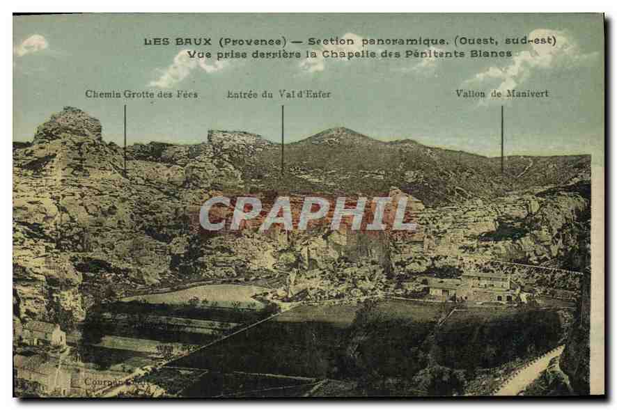 CPA Les Baux Provence Section panoramique ouest sud est vue prise derriere la Chapelle 