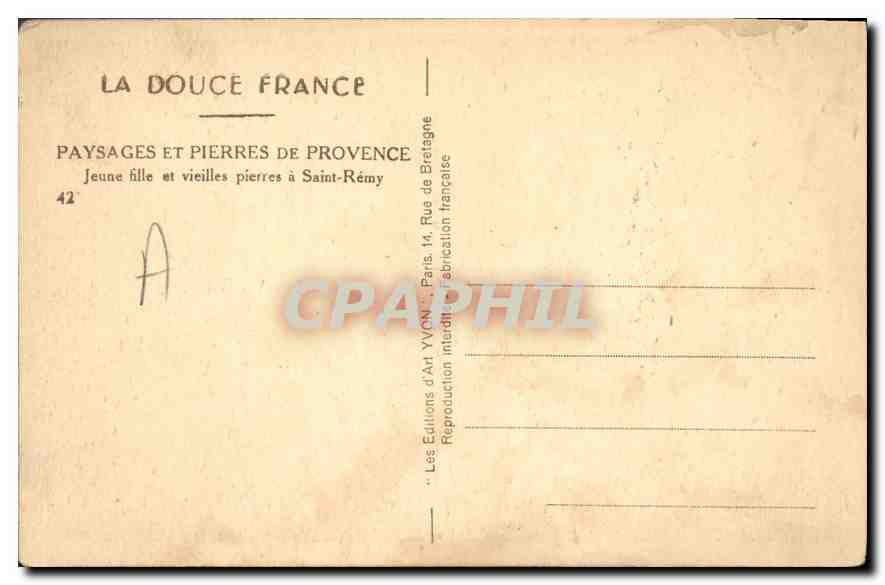 Jeune fille et vieilles pierres à Saint-Rémy — Les Éditions d'Art Yvon, Paris — Reverso