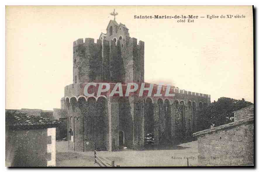 CPA Stes Maries de la Mer Eglise cote Est 