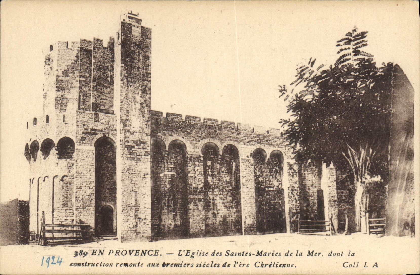 Église des Saintes-Maries de la Mer — Provence — Coll L A