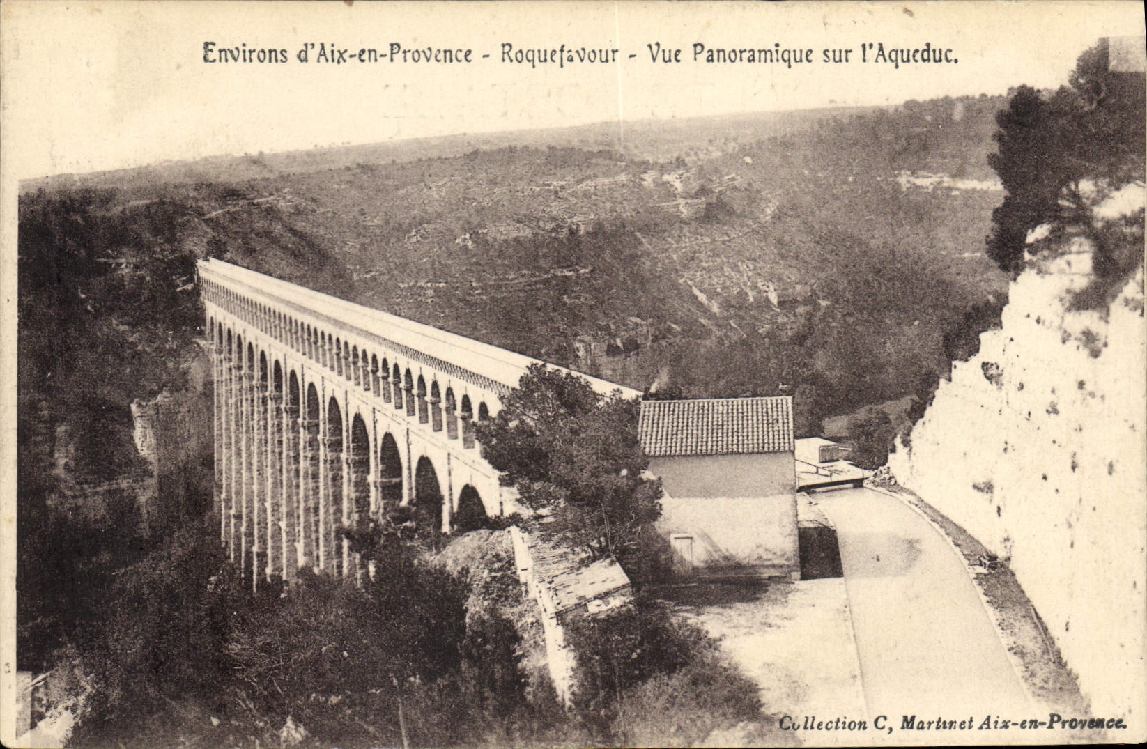 Umgebung von Aix-en-Provence - Roquefavour - Panoramablick auf den Aquädukt — Sammlung C, Martinet Aix-en-Provence