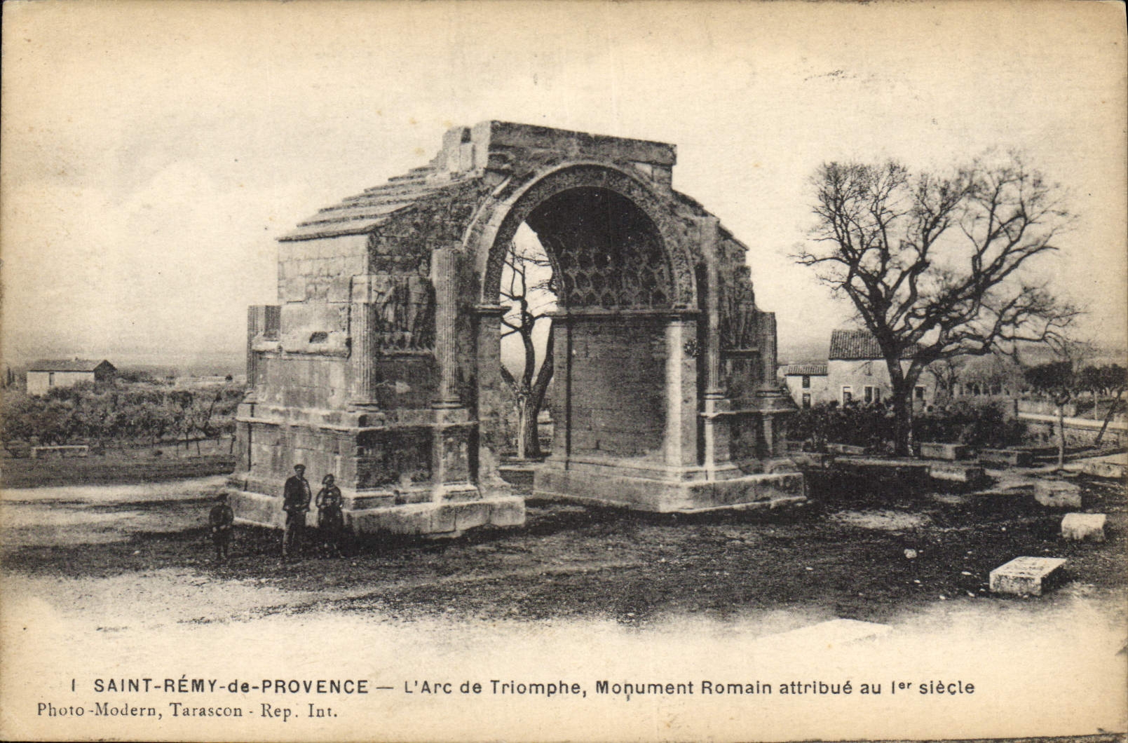 Saint-Rémy-de-Provence — L'Arc de Triomphe, Monument Romain attribué au 1er siècle — Photo-Modern, Tarascon - Rep. Int.