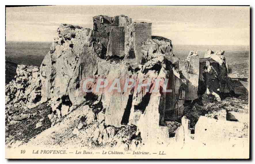 CPA La Provence Les Baux Le Chateau Interieur