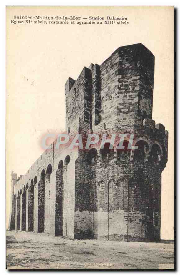 Saintes-Maries-de-la-Mer — Station Balnéaire — Église XIe siècle, restaurée et agrandie au XIIIe siècle