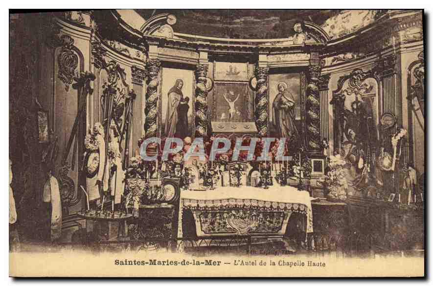 CPA Saintes Maries de la Mer  L'Autel de la Chapelle Haute