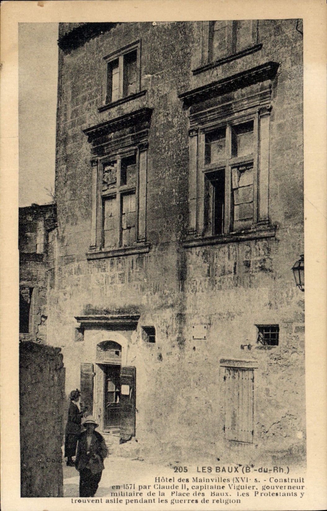 Hôtel des Mainvilles — Les Baux-du-Rhône — éditeur Doz