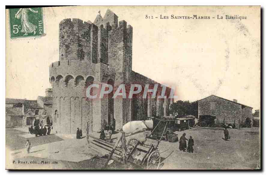 CPA Les Saintes Maries La Basilique