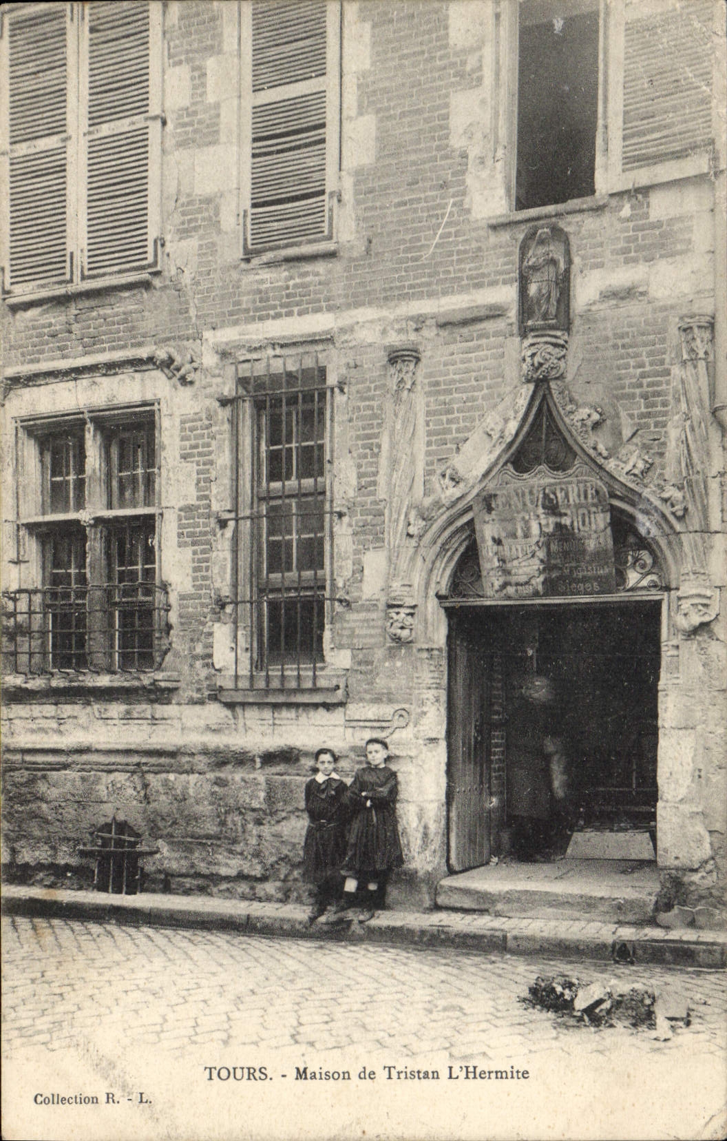 CPA Tours Maison de Tristan l'Hermite