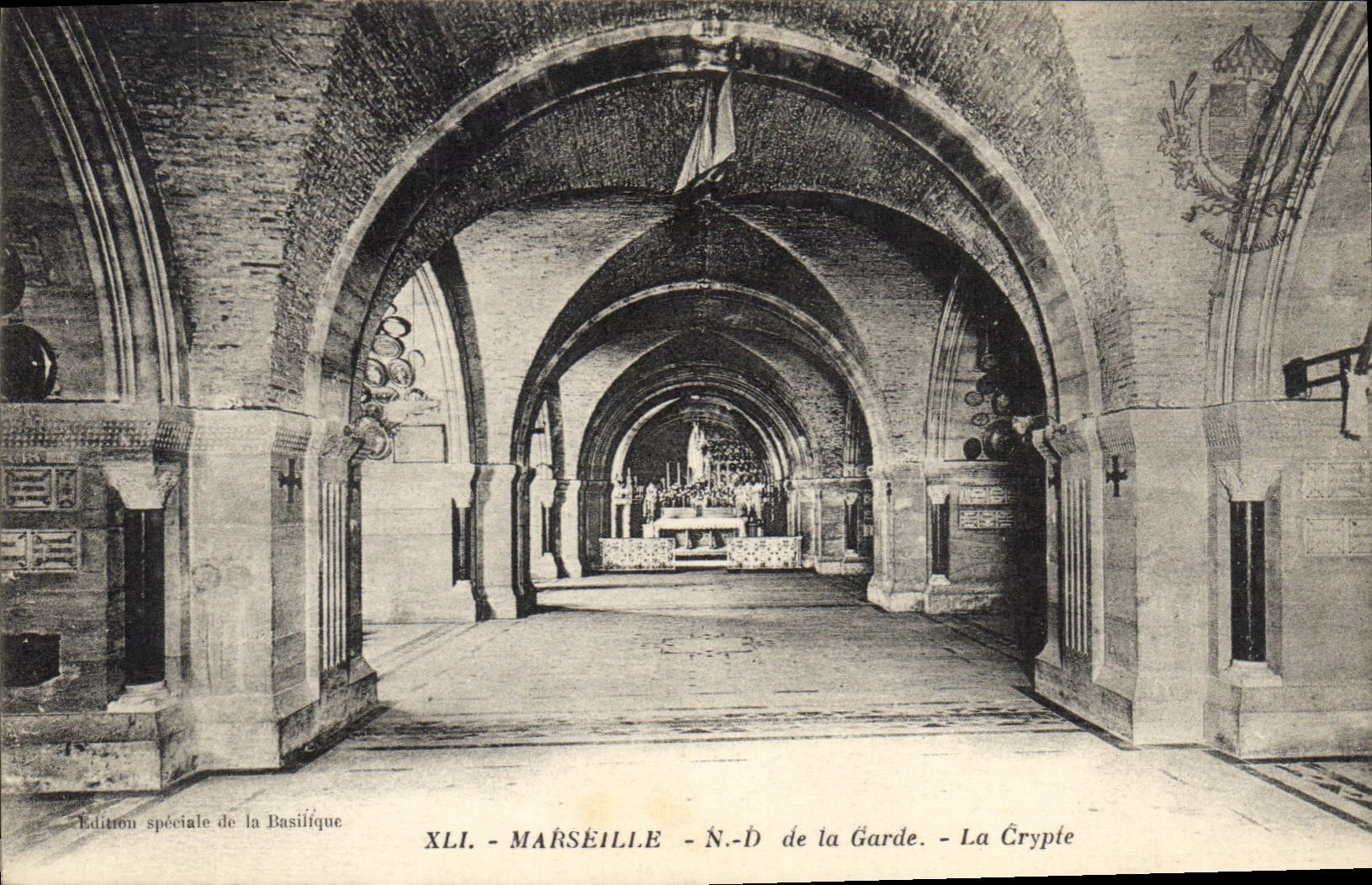 CPA Marseille N D de la Garde La Crypte