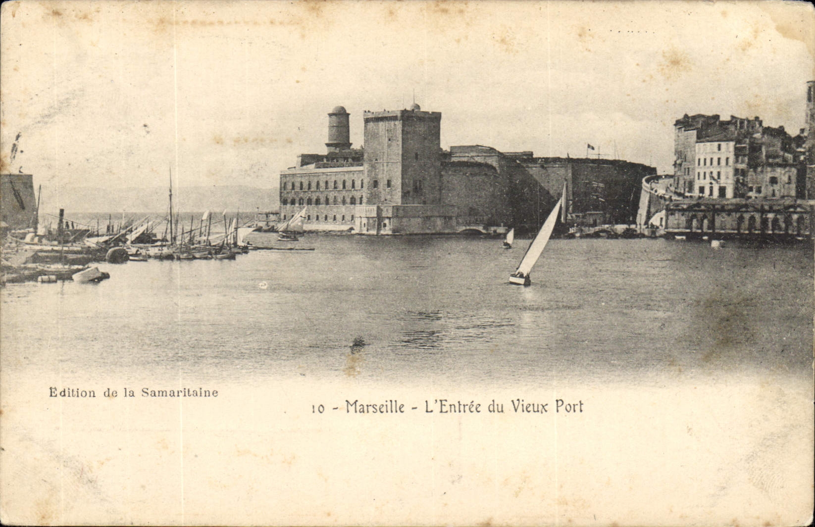 CPA Marseille L'Entree du Vieux Port