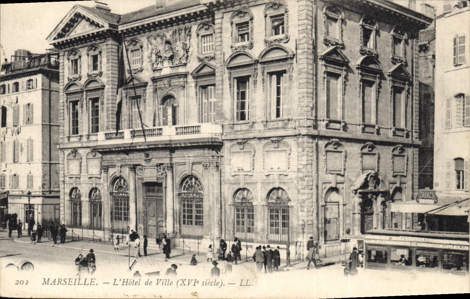 CPA Marseille L'Hotel de Ville (XVIe siecle)