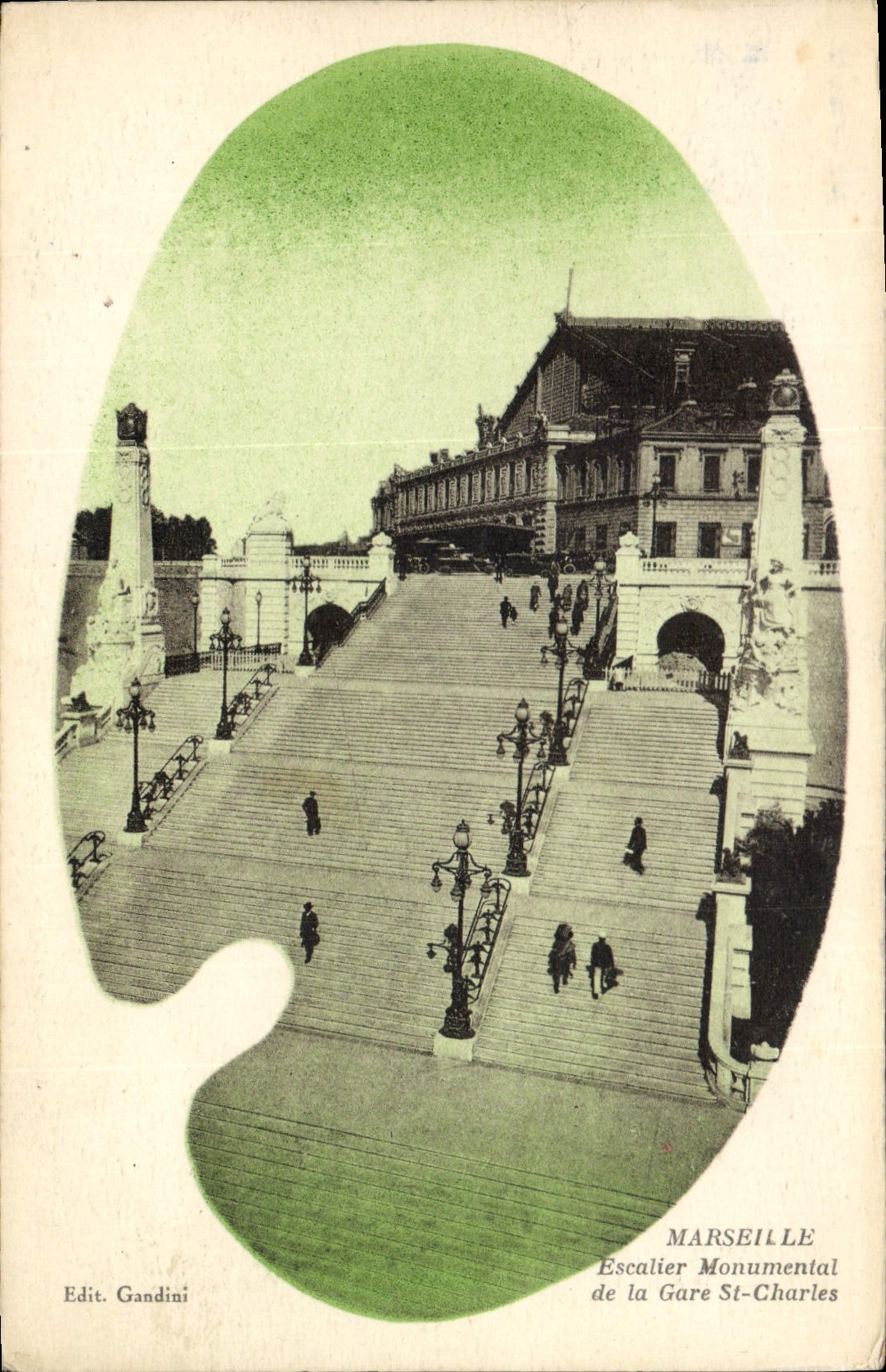 CPA Marseille Escalier Monumental de la Gare St Charles