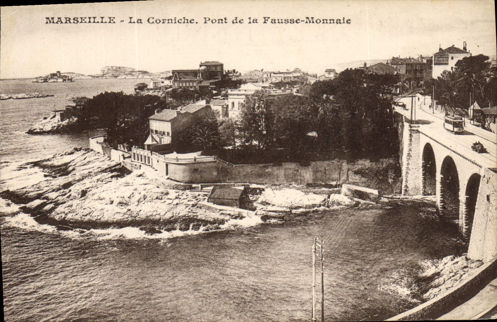 CPA Marseille La Corniche Pont de la Fausse Monnaie
