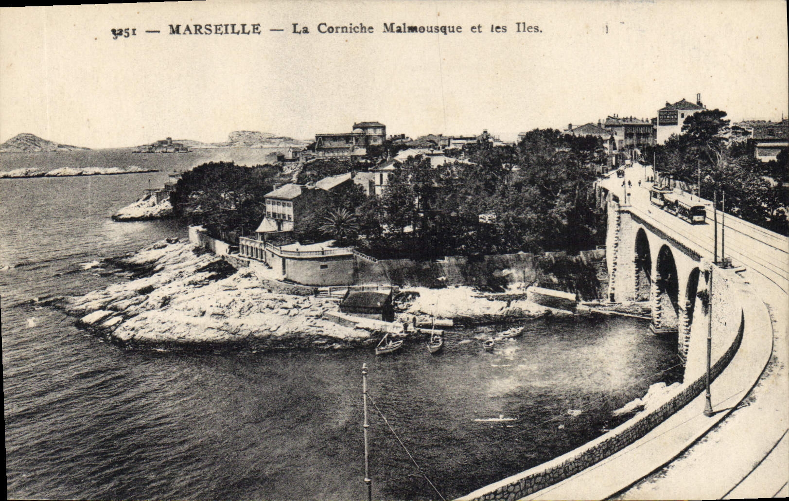 CPA Marseille La Corniche Malmousque et les Iles