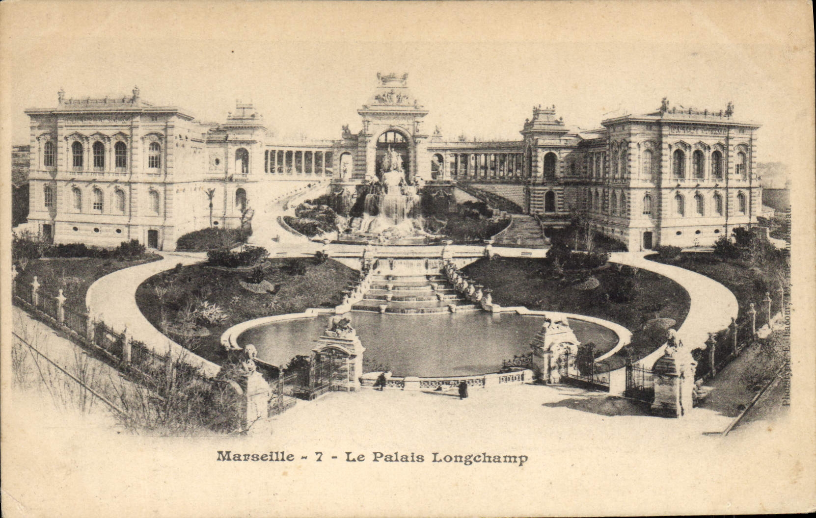 CPA Marseille Le Palais de Longchamp