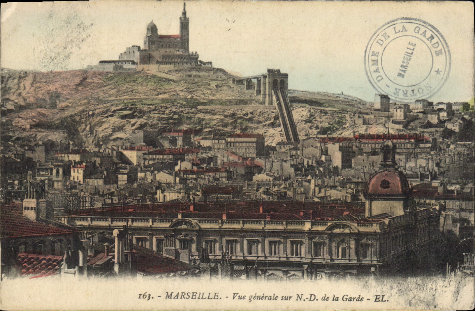 CPA Marseille Vue generale sur N D de la Garde