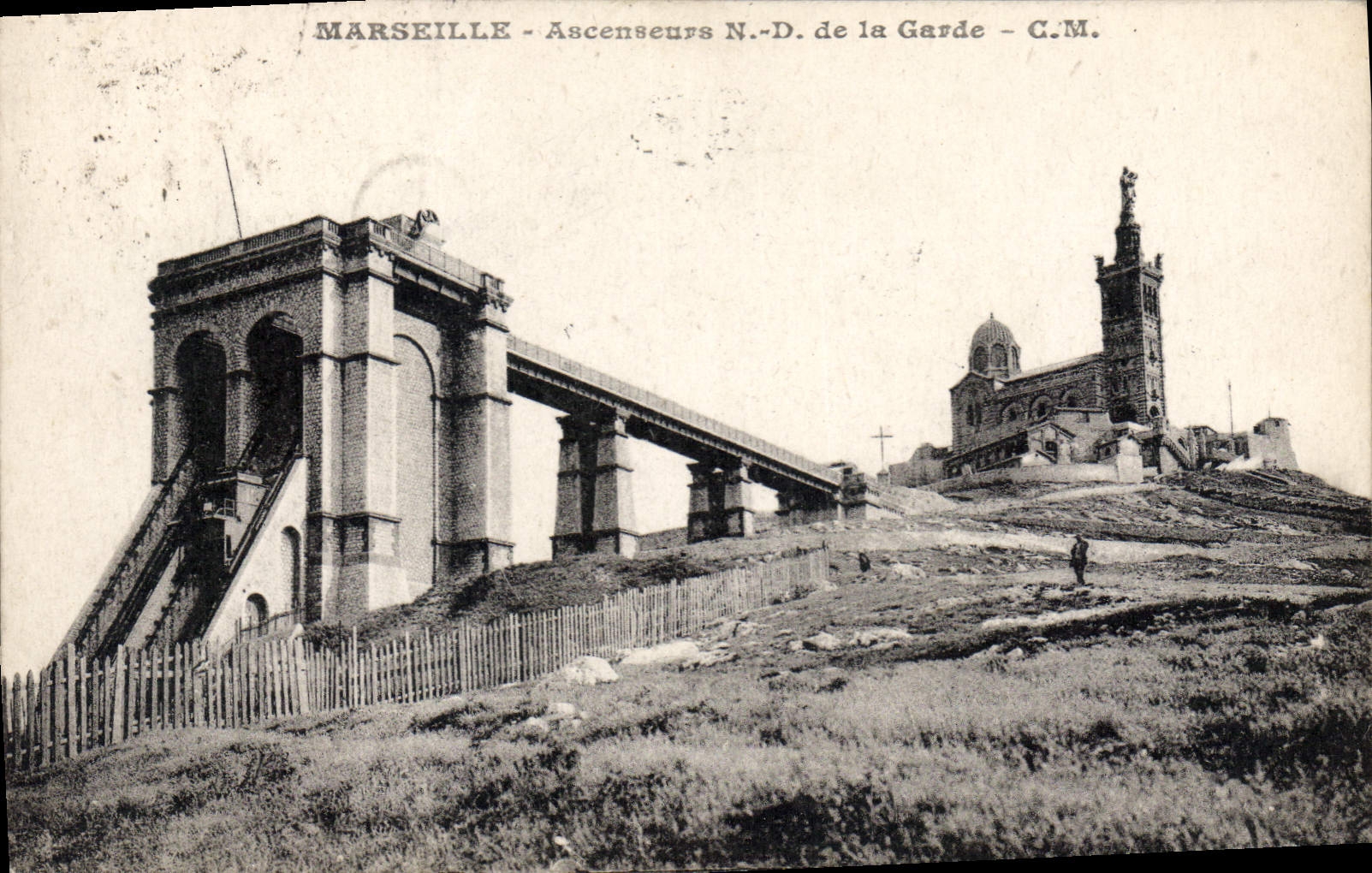 CPA Marseille Ascenseurs N D de la Garde
