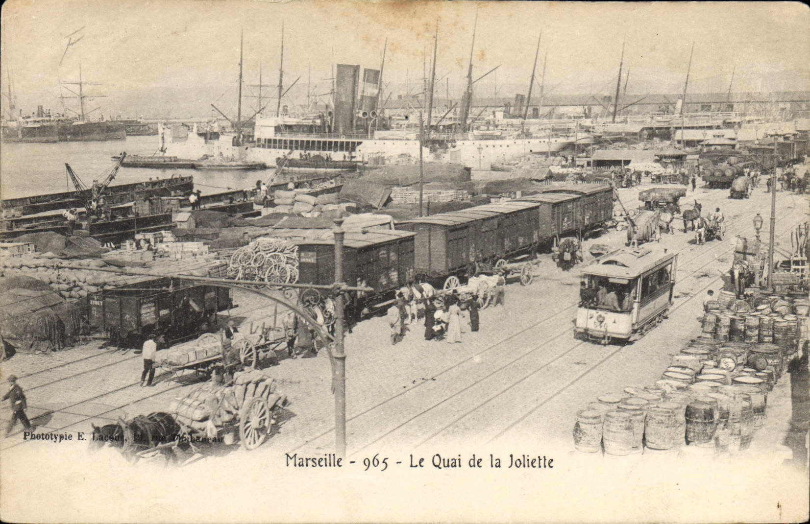 CPA Marseille Le Quai de la Joliette