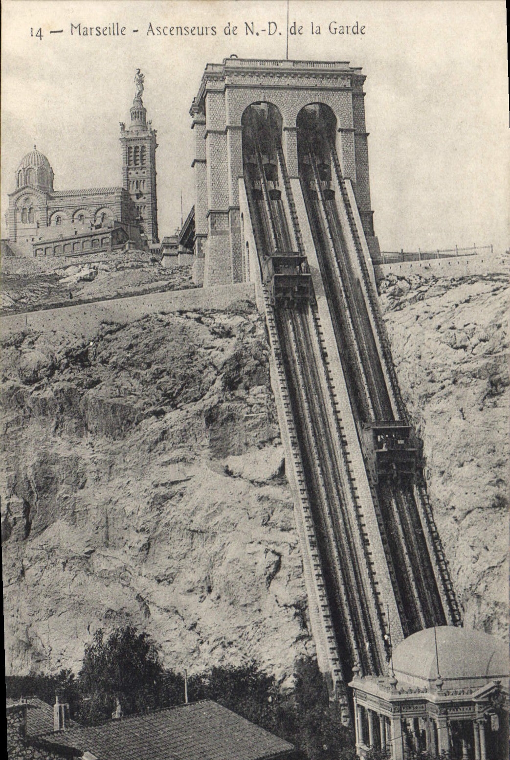CPA Marseille Ascenseur de N D de la Garde
