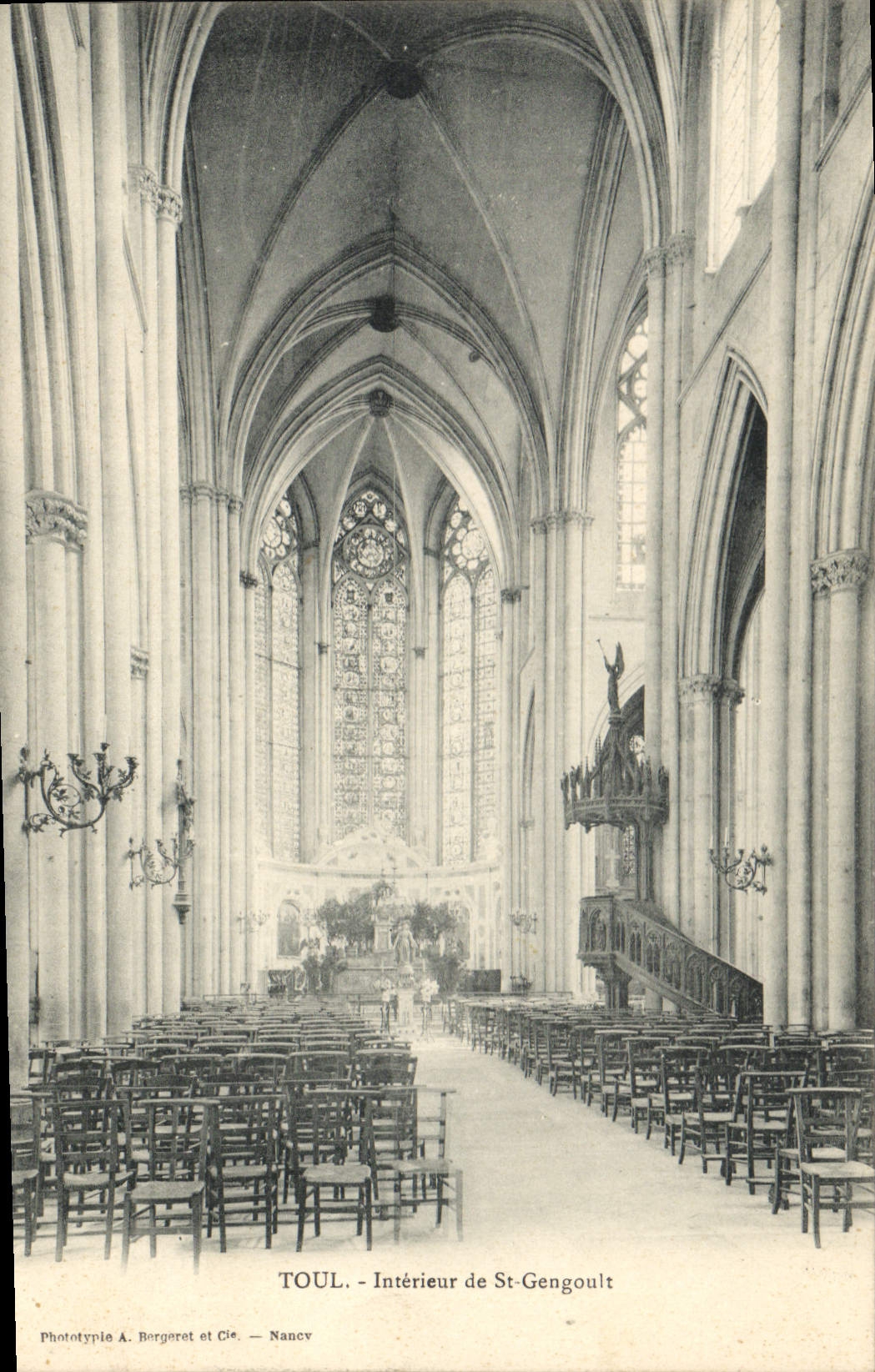CPA Toul Interieure de st Gengoult