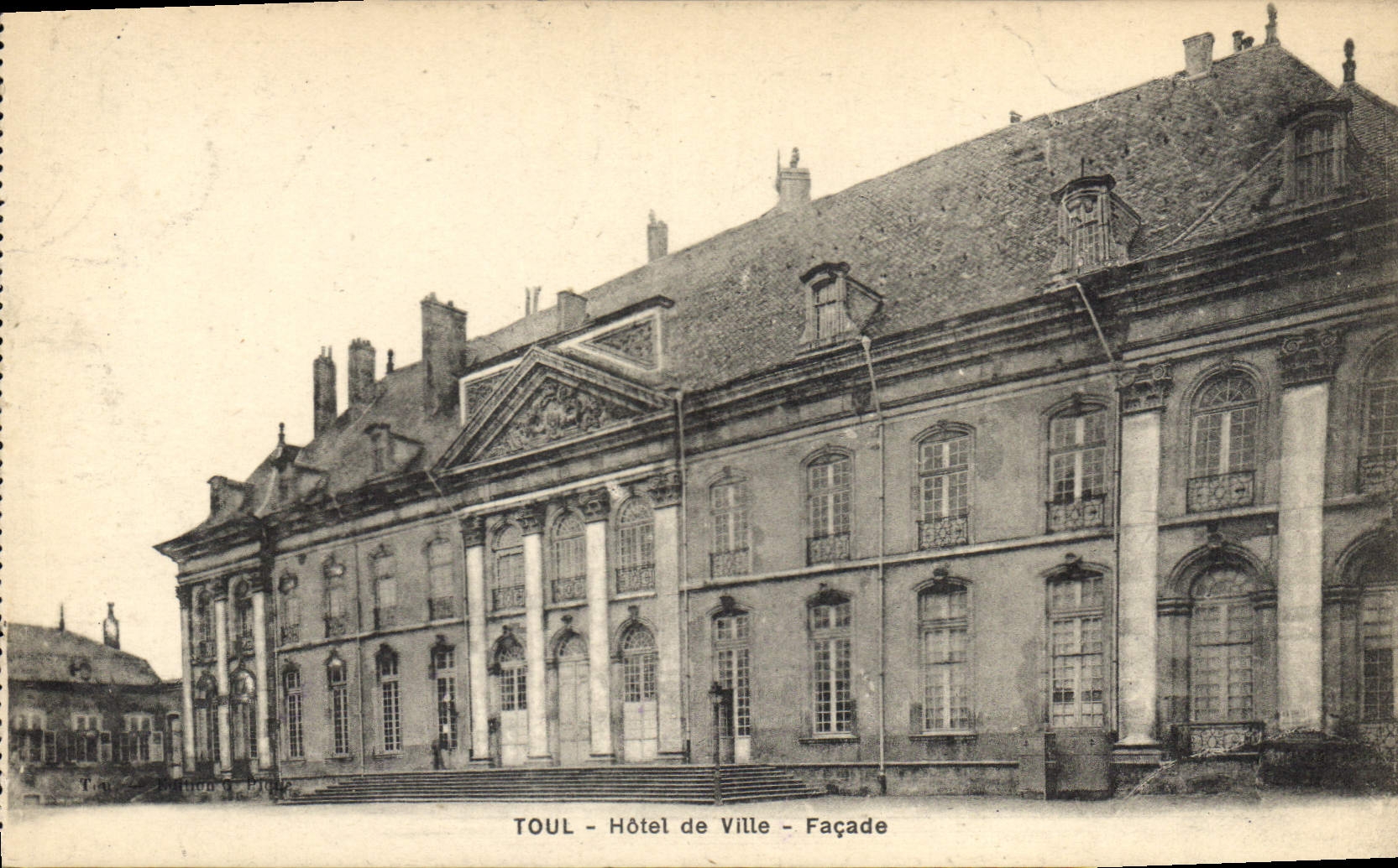 CPA Toul Hotel de Ville