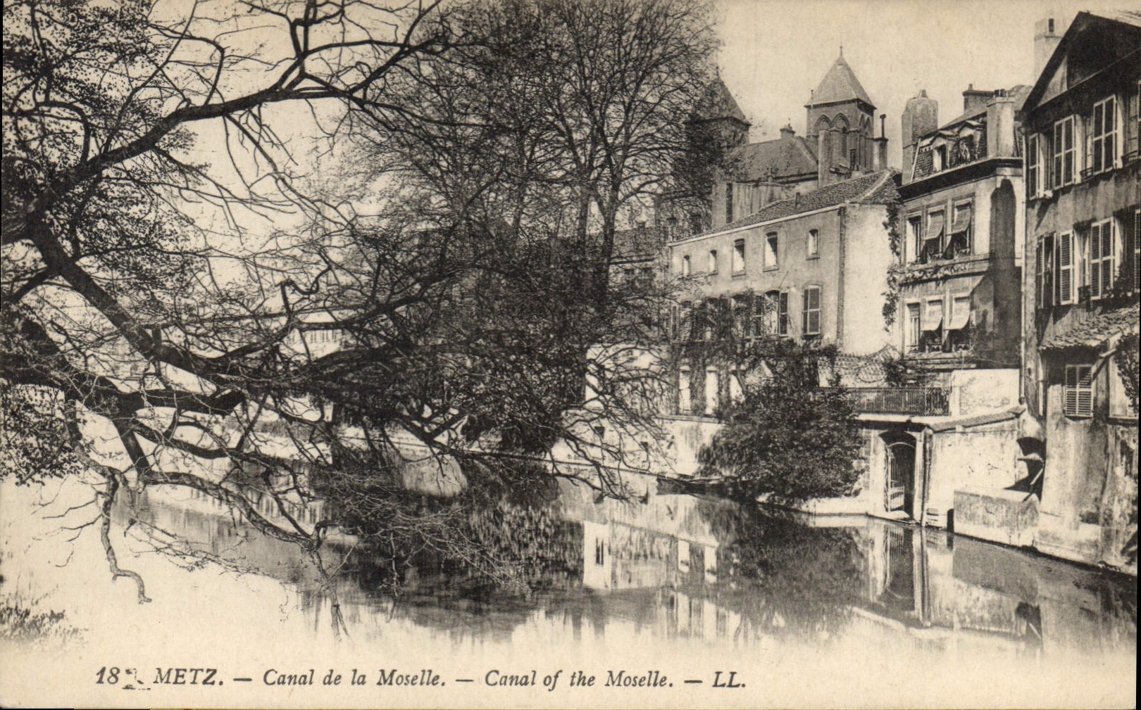 CPA Metz Canal de la Moselle