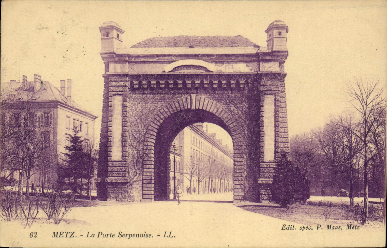 CPA Metz La Porte Serpenoise