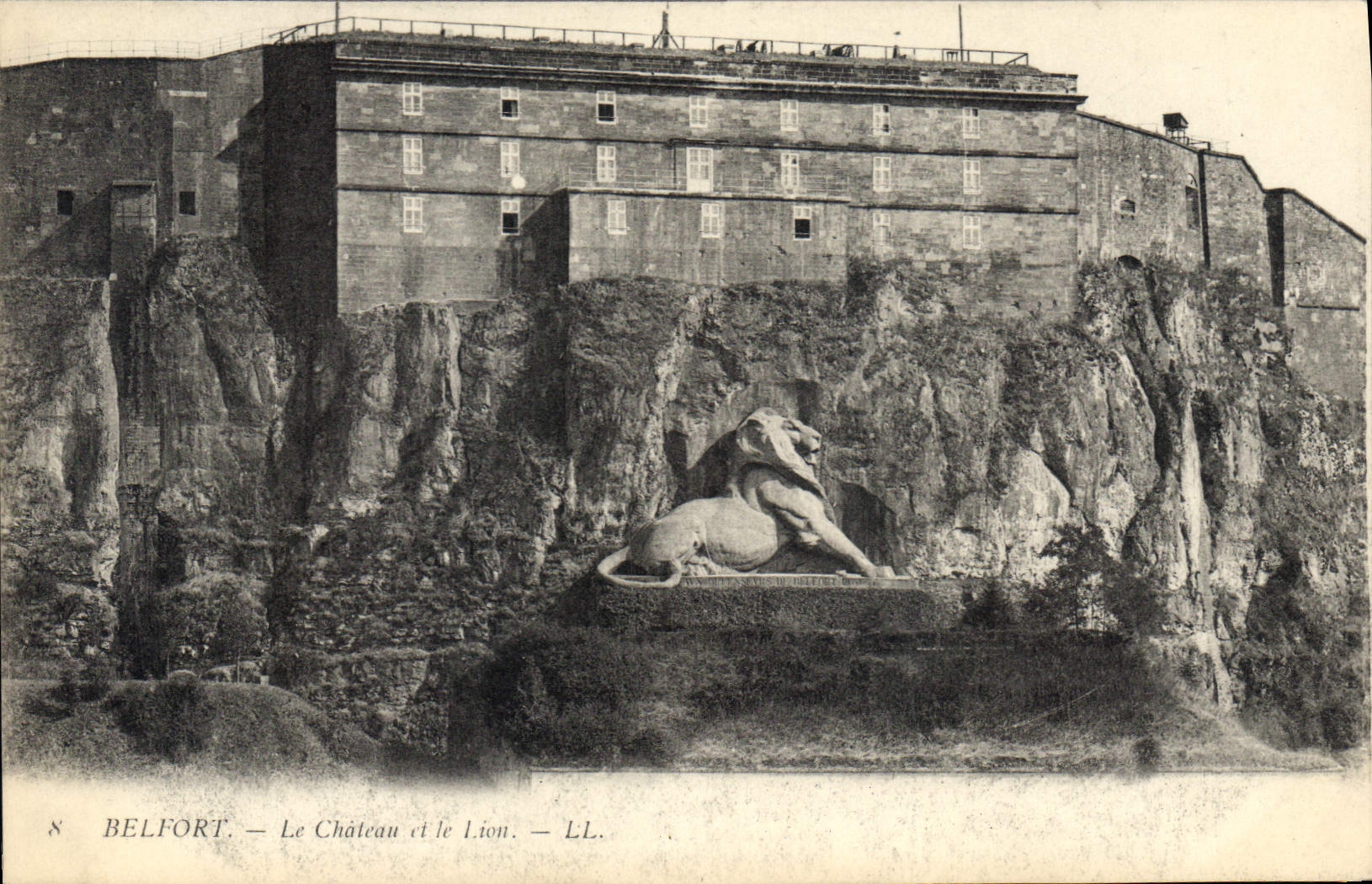 CPA Belfort Le Chateau et le Lion
