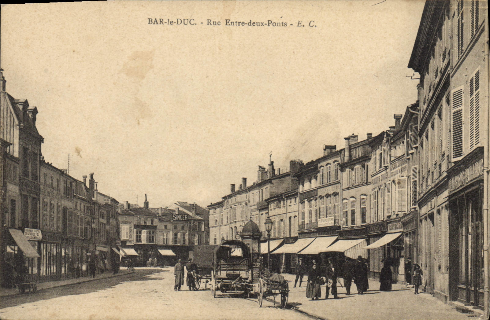CPA Bar le Duc Rue Entre deux Ponts