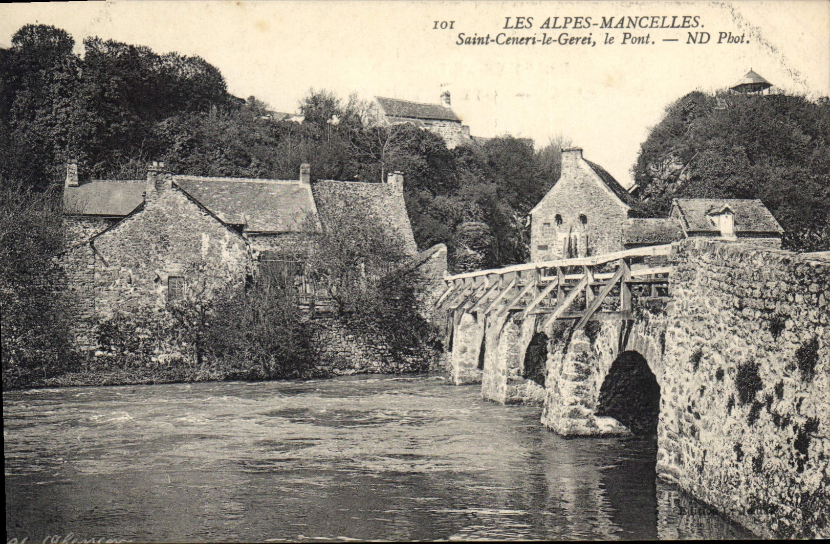 Saint-Ceneri-le-Gerei, le Pont — Les Alpes-Mancelles — ND Pbot.