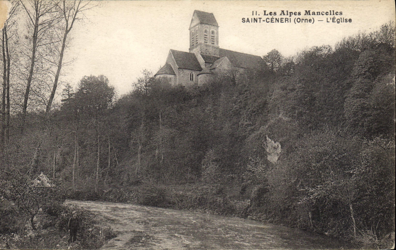 CPA Les Alpes Mancelles St Ceneri  le Gerei (Orne) L'Eglise