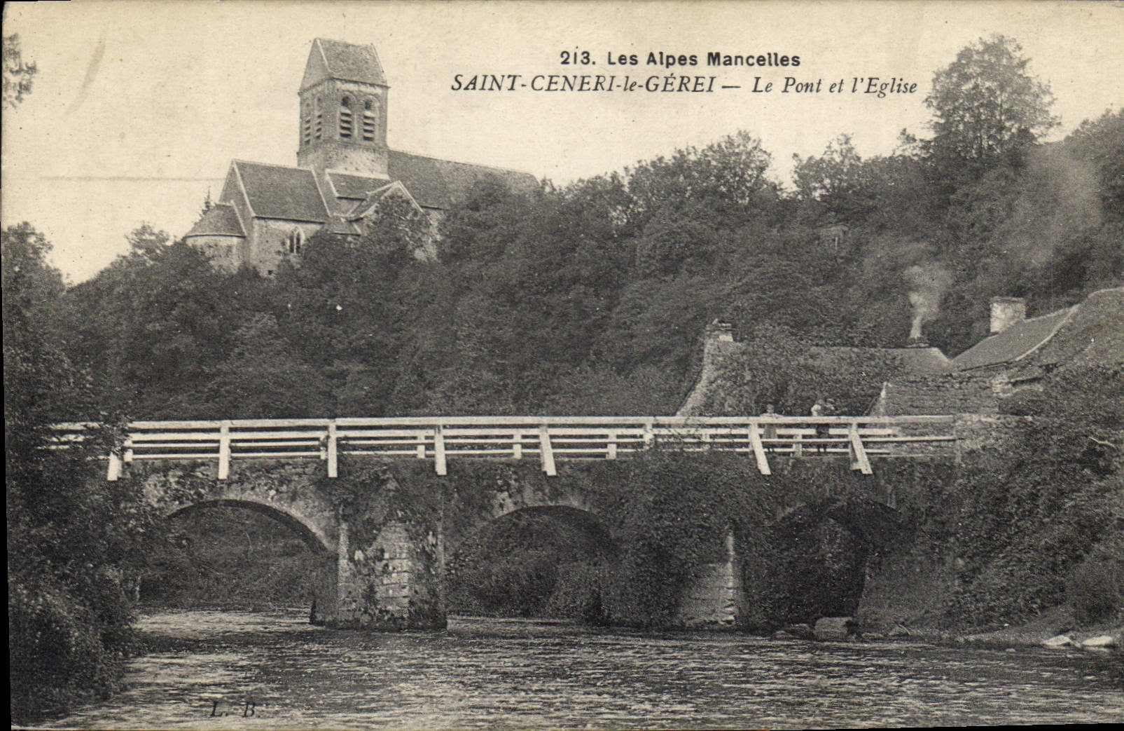 Saint-Cénéri-le-Gérei — Le Pont et l'Église — Les Alpes Mancelles