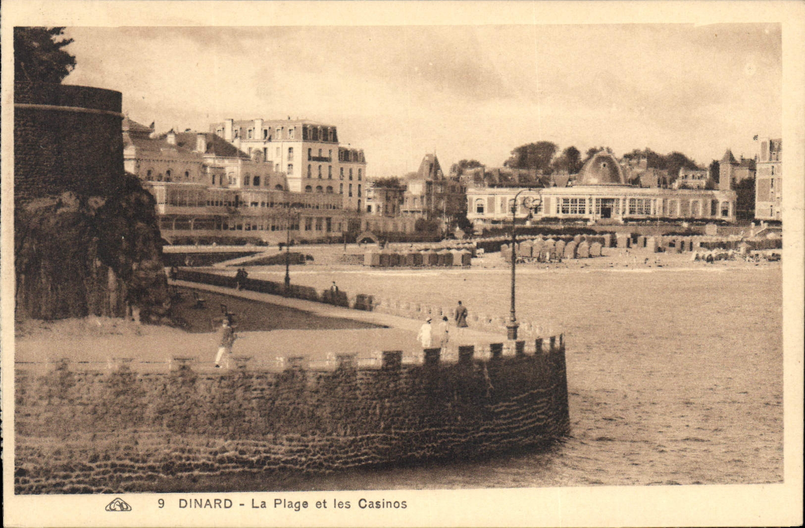 Dinard - La Plage et les Casinos — série 9 — éditeur Almanach des Arts Photographiques, Strasbourg