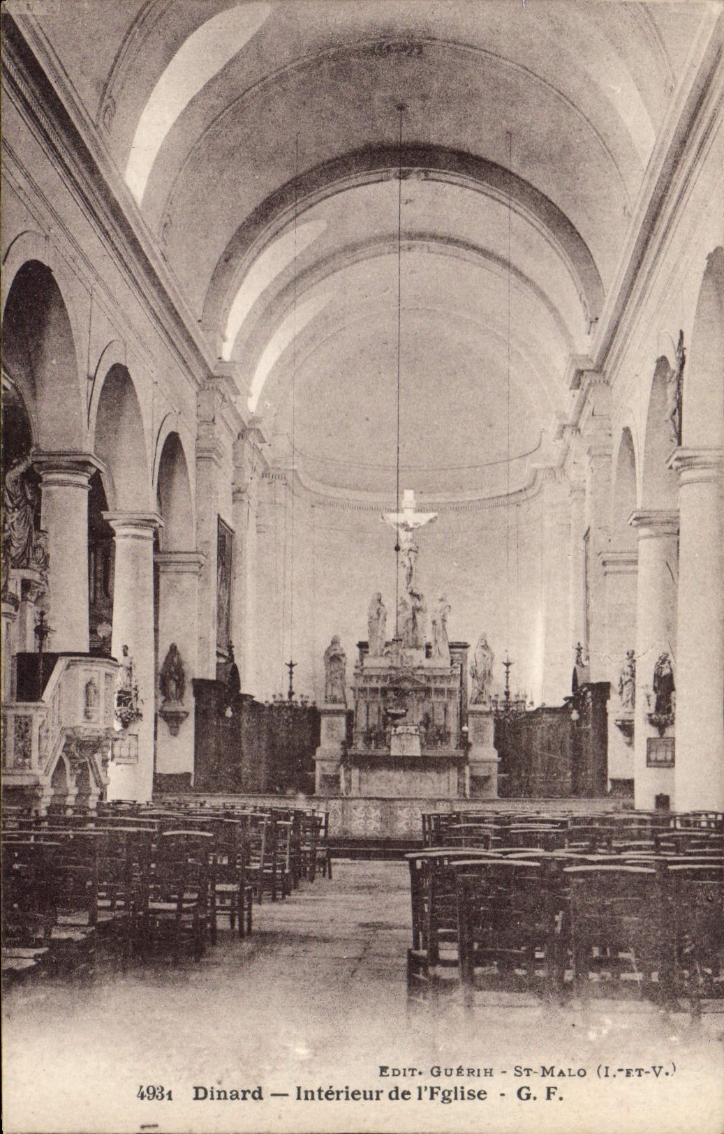 Dinard — Intérieur de l'Église — Édit. Guérih - St-Malo (I.-et-V.)