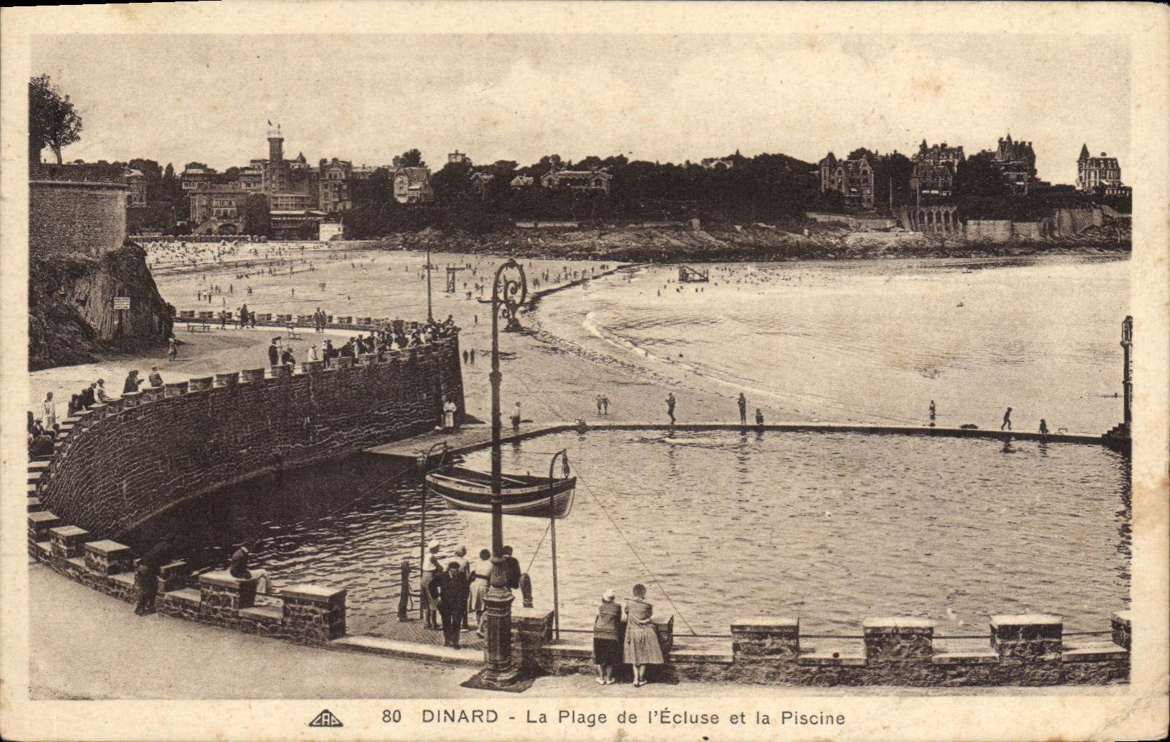 Dinard - La Plage de l'Écluse et la Piscine — CPA n°80, éditeur A.P.C.