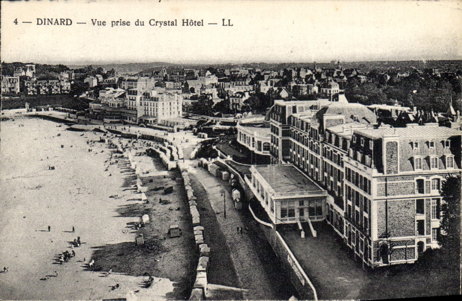 Dinard — Vue prise du Crystal Hôtel — LL