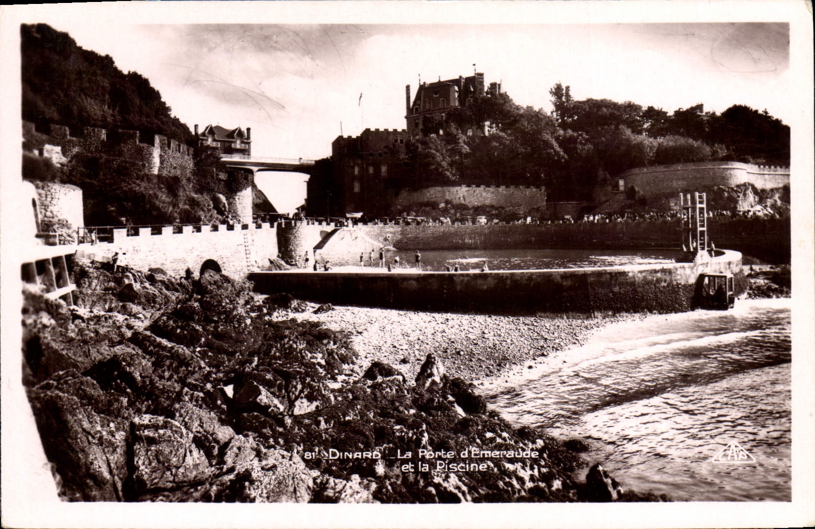Dinard — La Porte d'Emeraude et la Piscine — A.P. Strasbourg