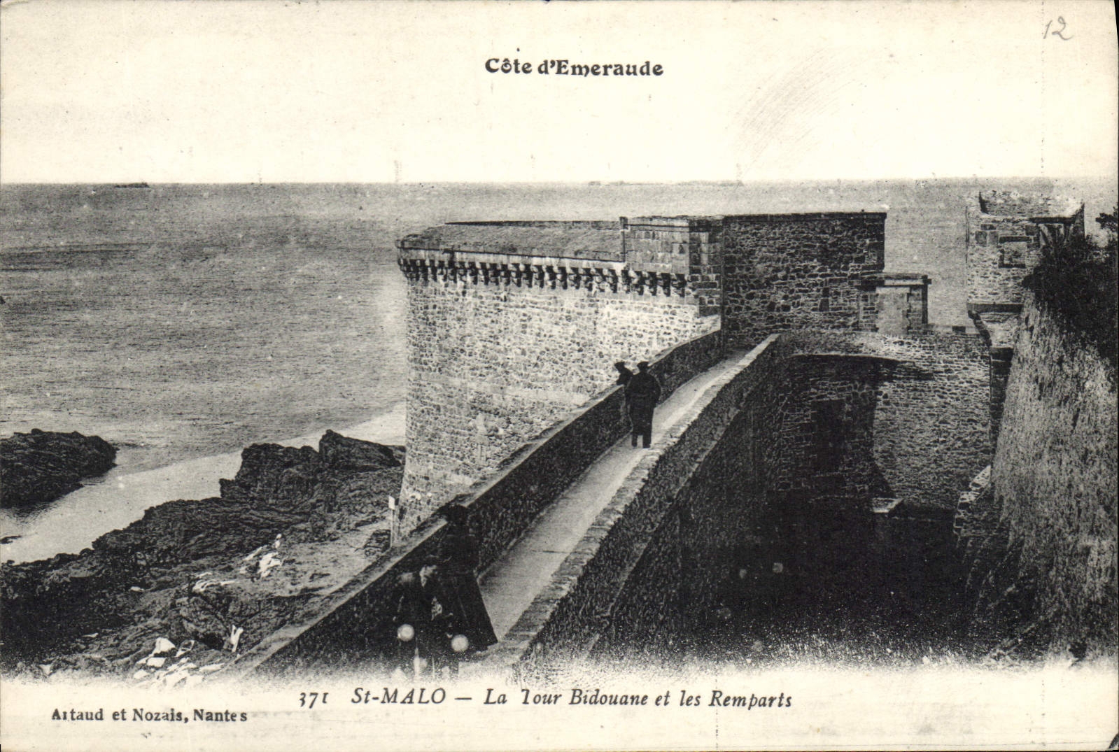 St-Malo — La Tour Bidouane et les Remparts — Artaud et Nozais, Nantes