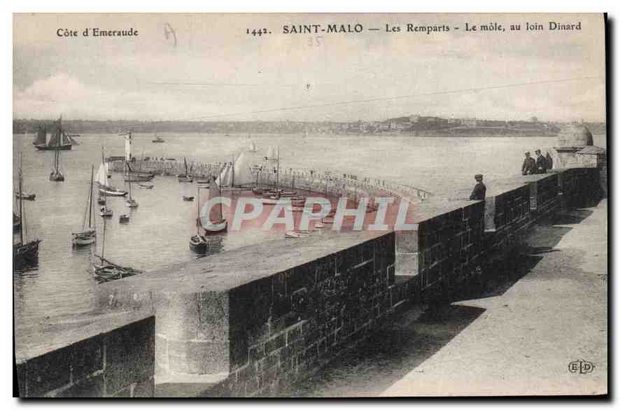 Saint-Malo — Les Remparts — Le môle, au loin Dinard — Éditeur E.P.D. n° 1443