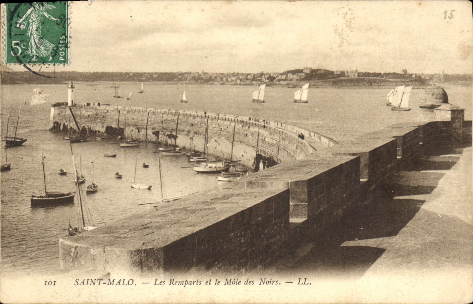 Saint-Malo — Les Remparts et le Môle des Noirs — LL.