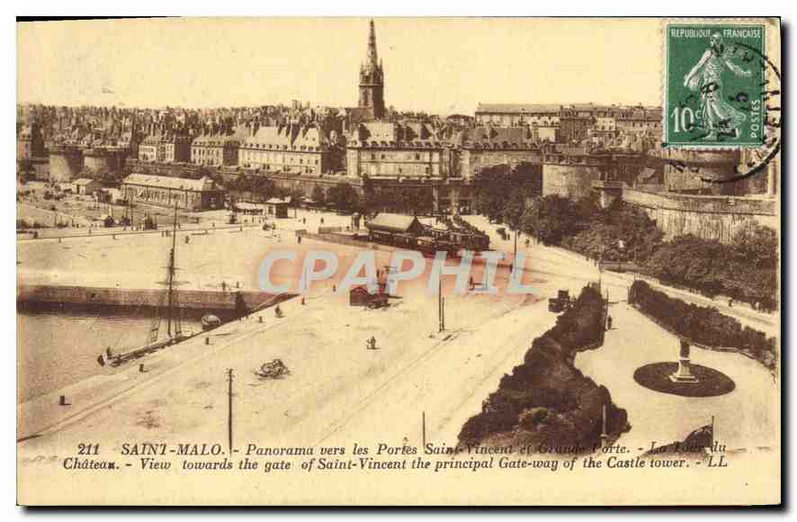 CPA Saint Malo Panorama vers les Portes Saint Vincert et Grande Porte 