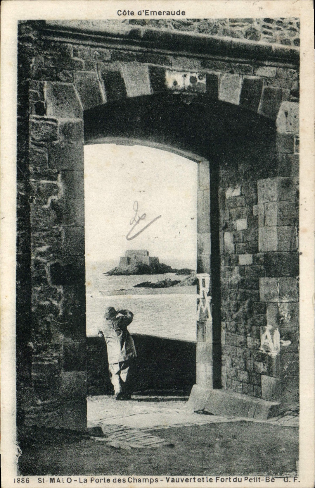 CPA Cote d'Emeraude Saint Malo La Porte des Champs Vauvert et le Fort du Petit Be