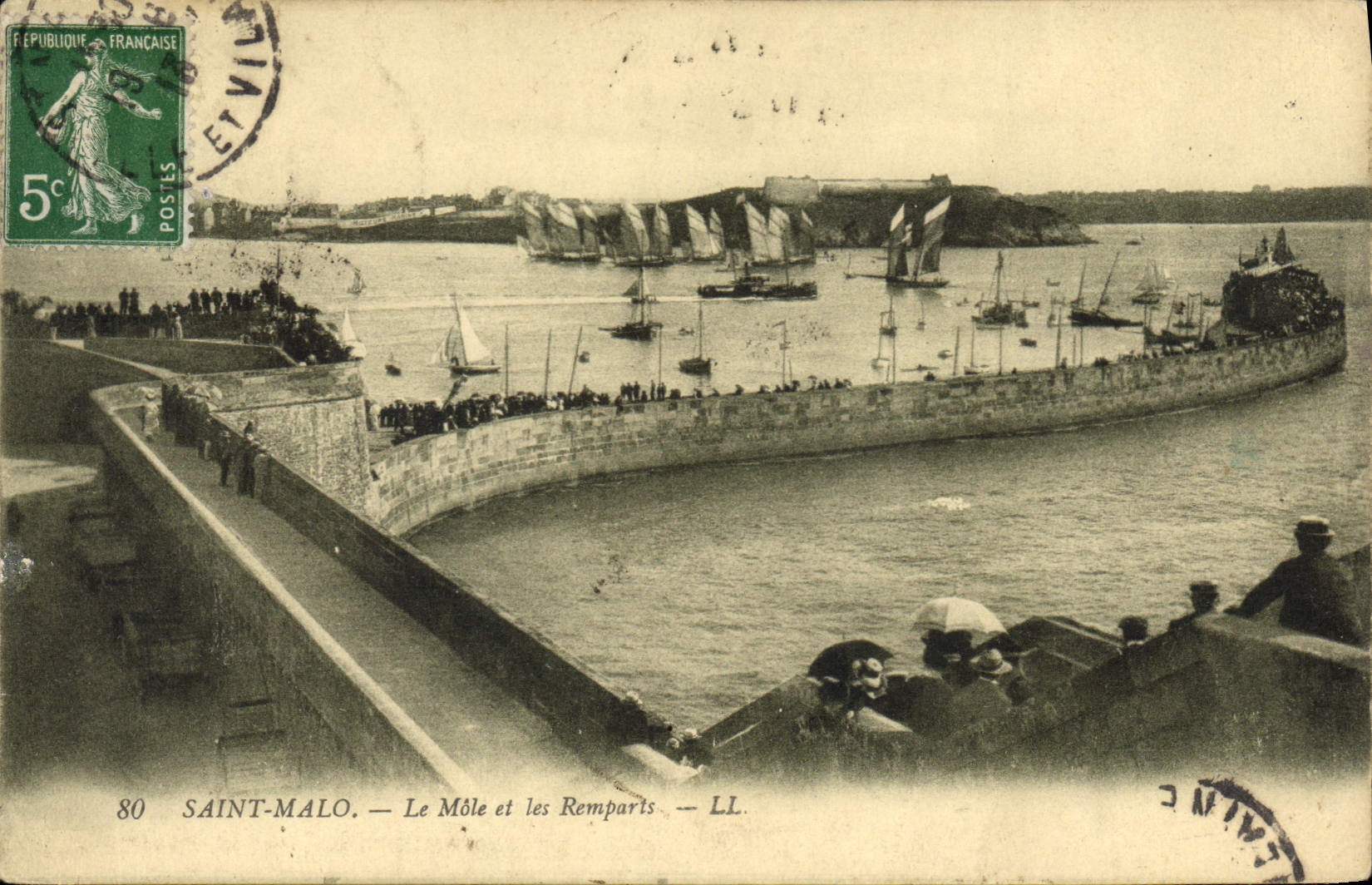 Saint-Malo — Le Môle et les Remparts — LL. n°80